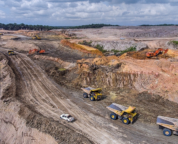 以法制化管理促进稀土行业高质量可持续发展